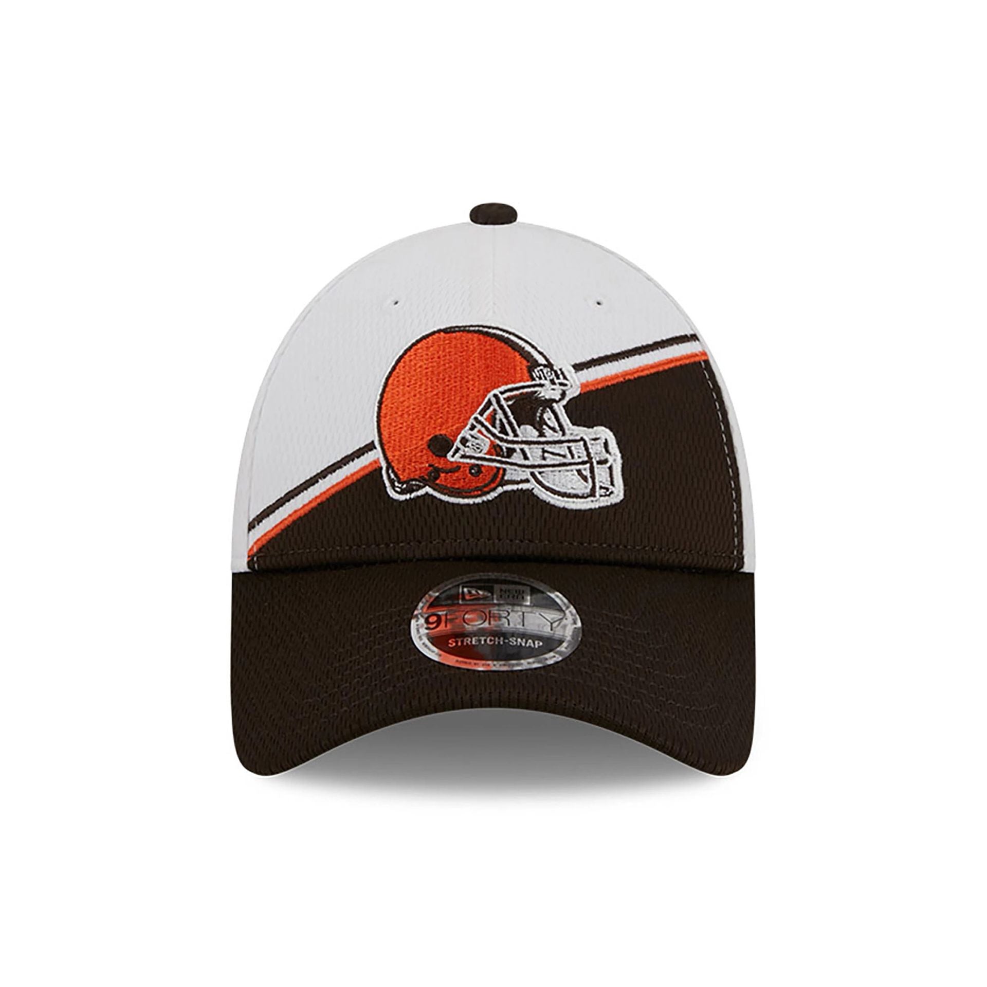 This is a Cleveland Browns NFL Sideline 2023 White 9FORTY Stretch Snap Cap 3