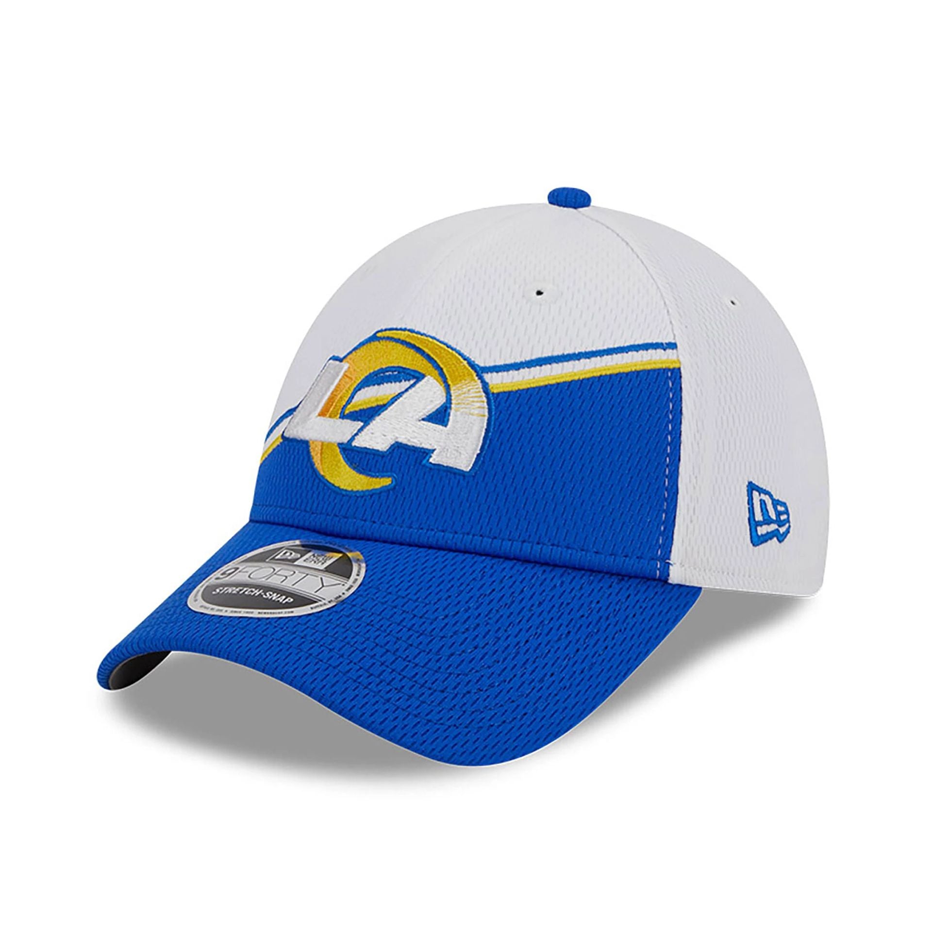 This is a LA Rams NFL Sideline 2023 White 9FORTY Stretch Snap Cap 1