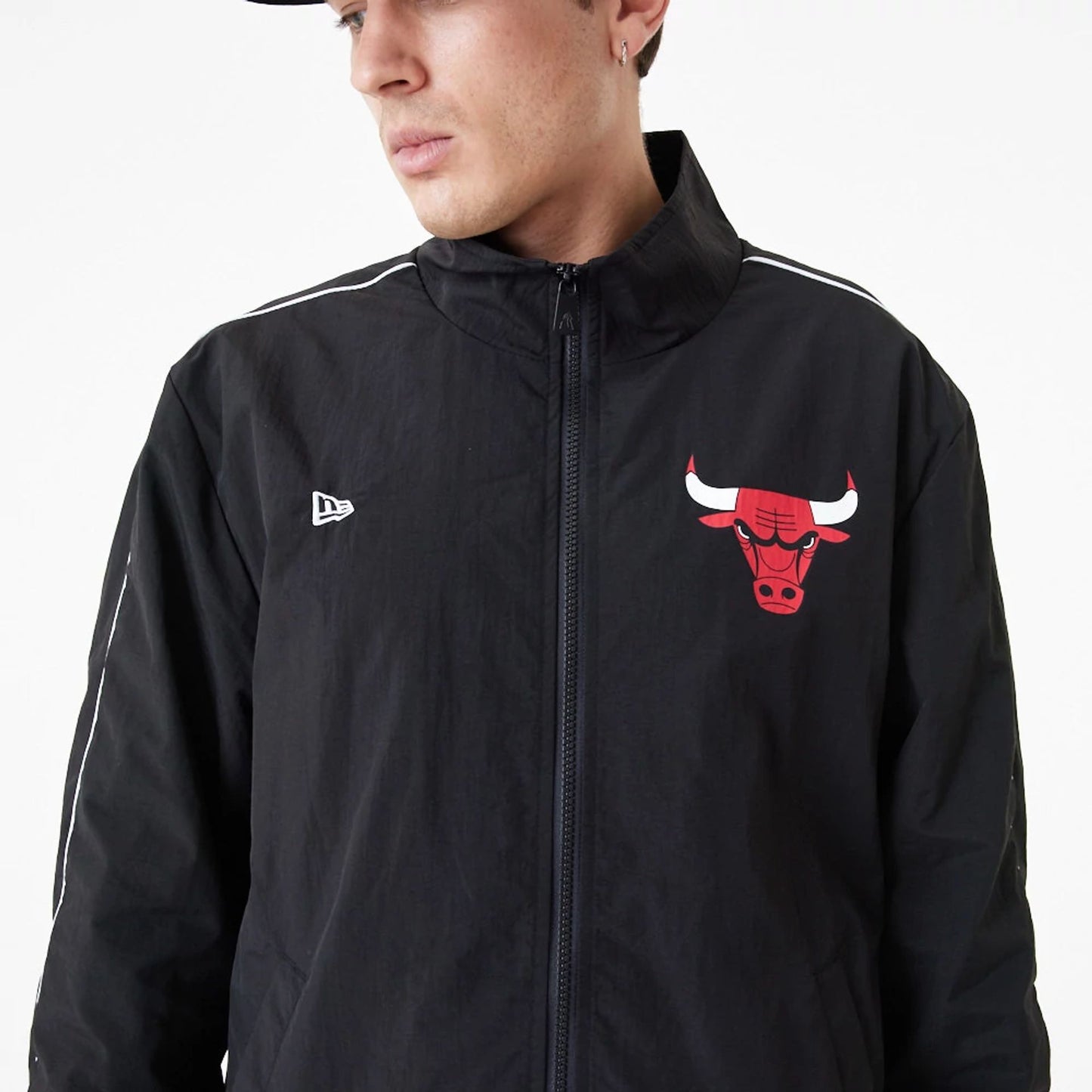 The Male model is wearing Chicago Bulls NBA Lifestyle Black Track Jacket 7