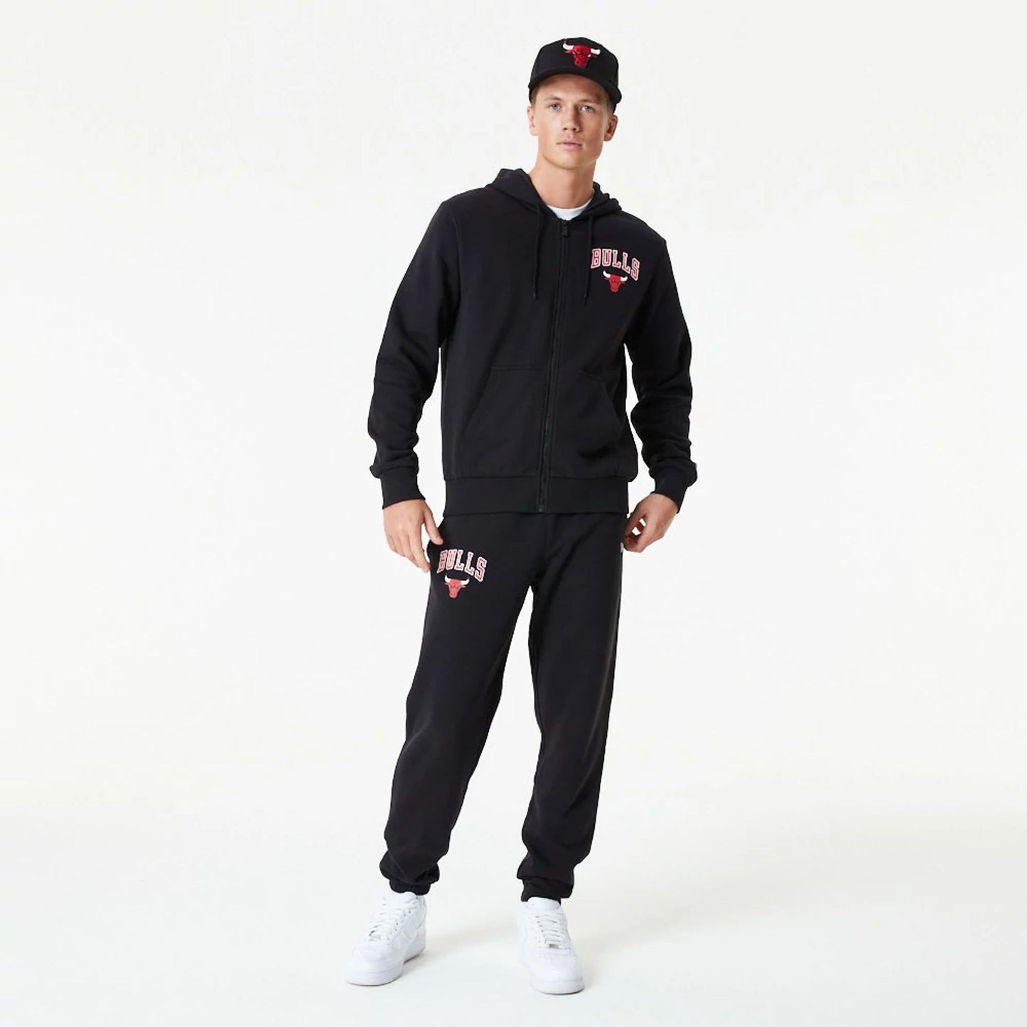 The Male model is wearing Chicago Bulls NBA Essential Black Full Zip Hoodie 7