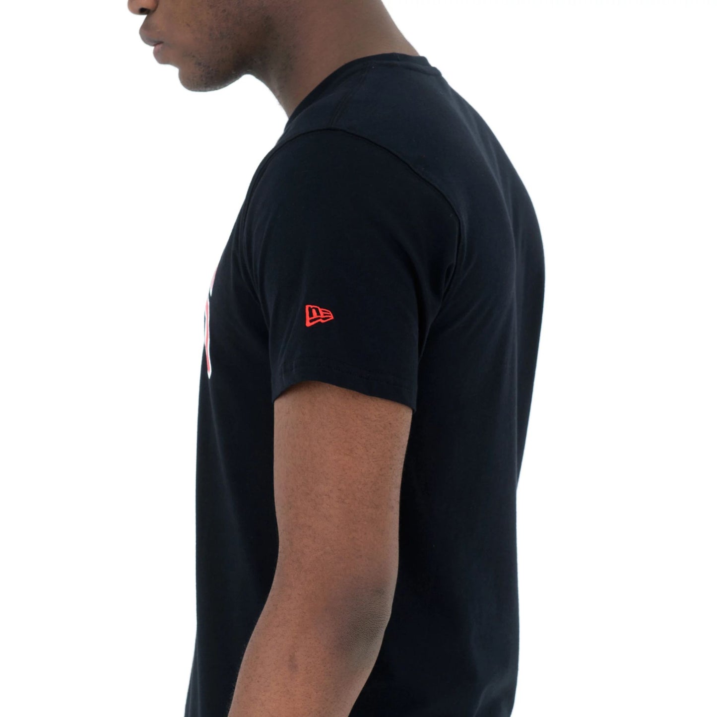 The Male model is wearing Chicago Bulls NBA Regular Black T-Shirt 4