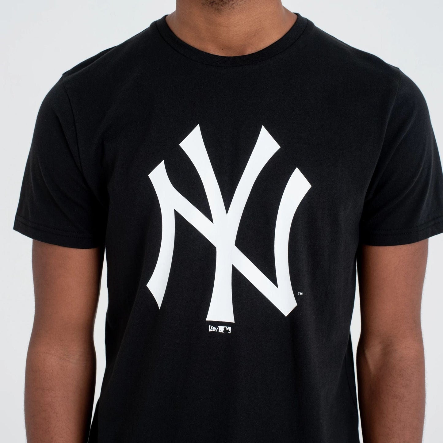 The Male model is wearing New York Yankees MLB Regular Black T-Shirt 4