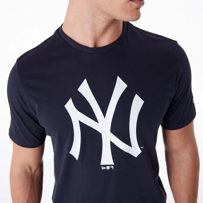 The Male model is wearing New York Yankees MLB Regular Navy T-Shirt 3