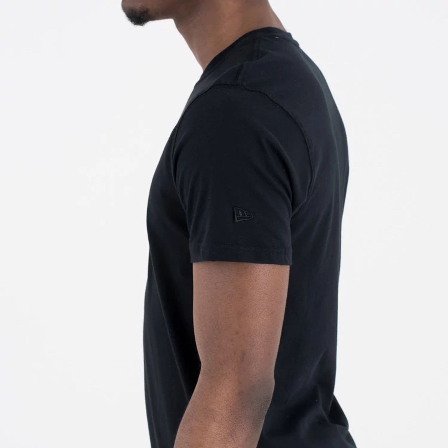 The Male model is wearing Chicago Bulls NBA Regular Black On Black T-Shirt 3