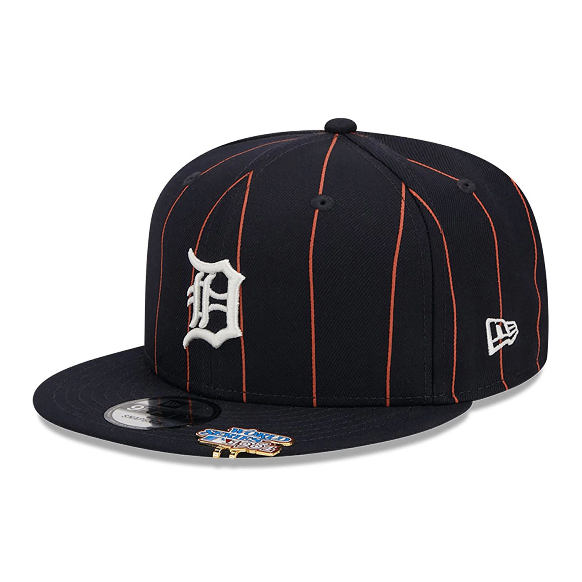 This is a Detroit Tigers Pinstripe Navy 9FIFTY Snapback Cap 1