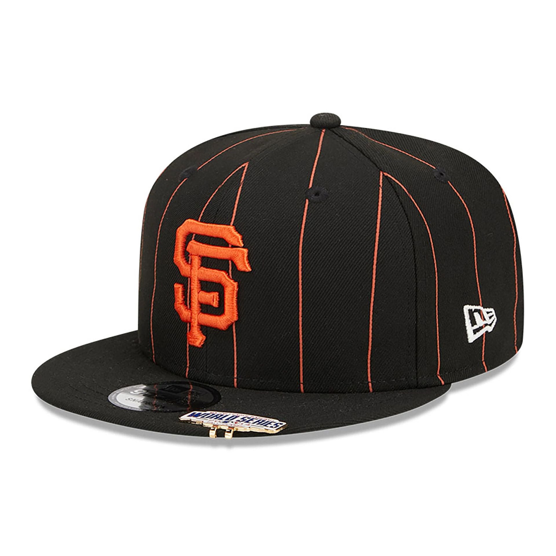 This is a San Francisco Giants Pinstripe Black 9FIFTY Snapback Cap 1