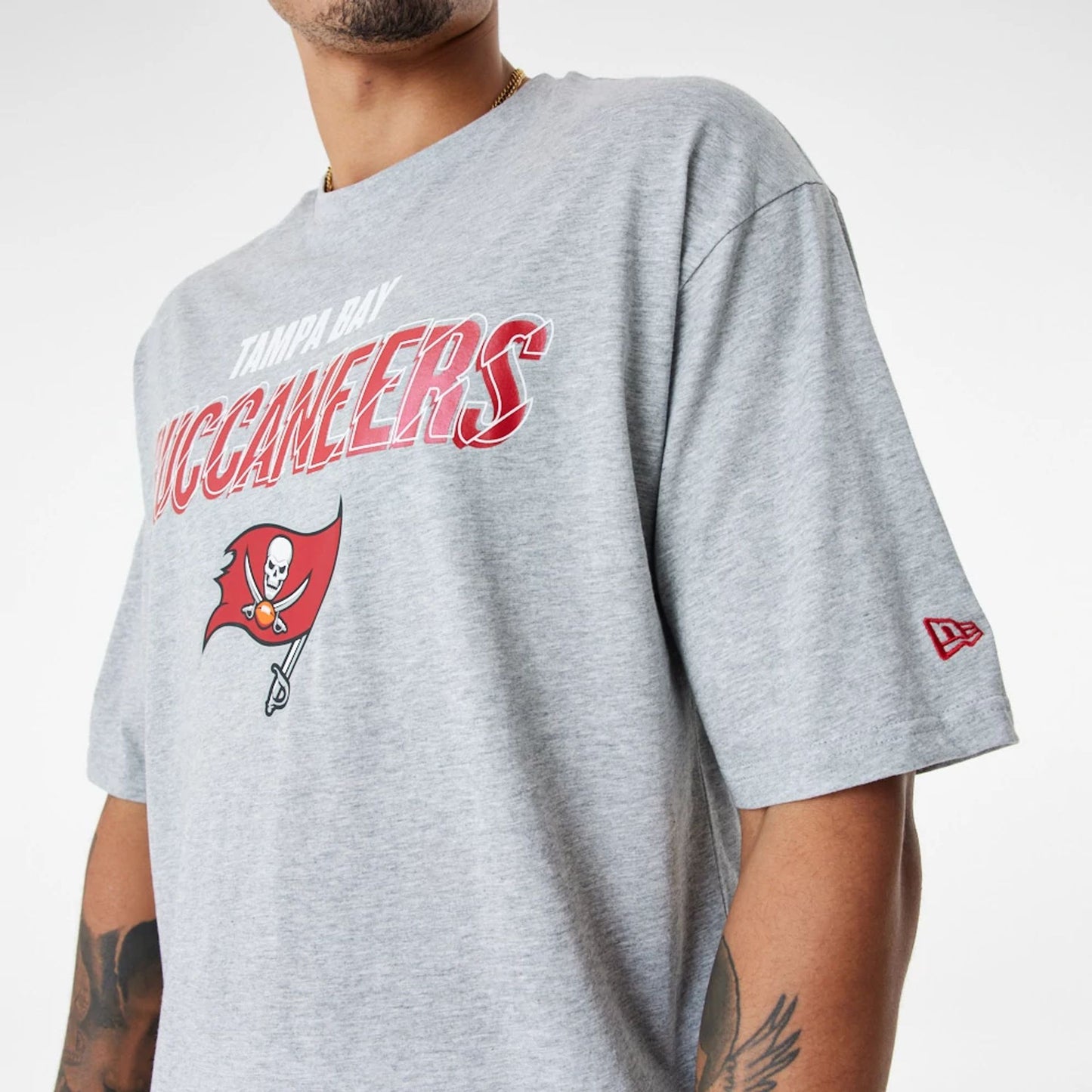 The Male model is wearing Tampa Bay Buccaneers NFL Script Graphic Grey Oversized T-Shirt 4