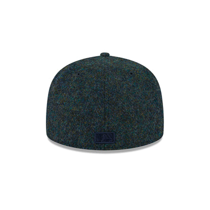 This is a New York Yankees MLB Harris Tweed Navy 59FIFTY Fitted Cap 3