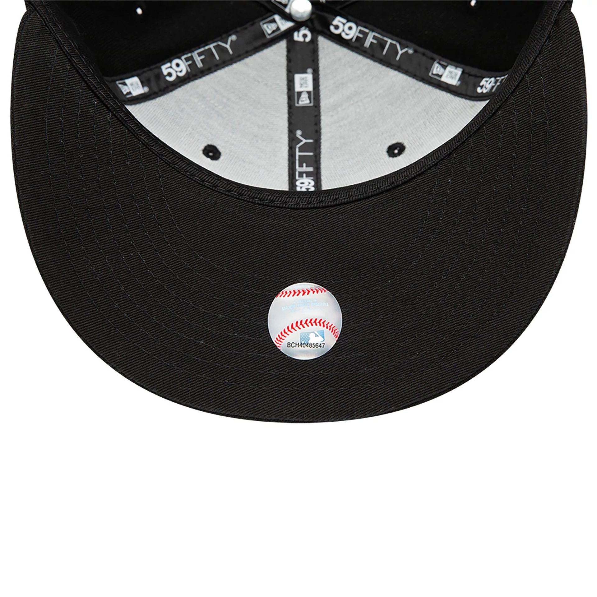 This is a Anaheim Angels MLB Black and White 59FIFTY Fitted Cap 2