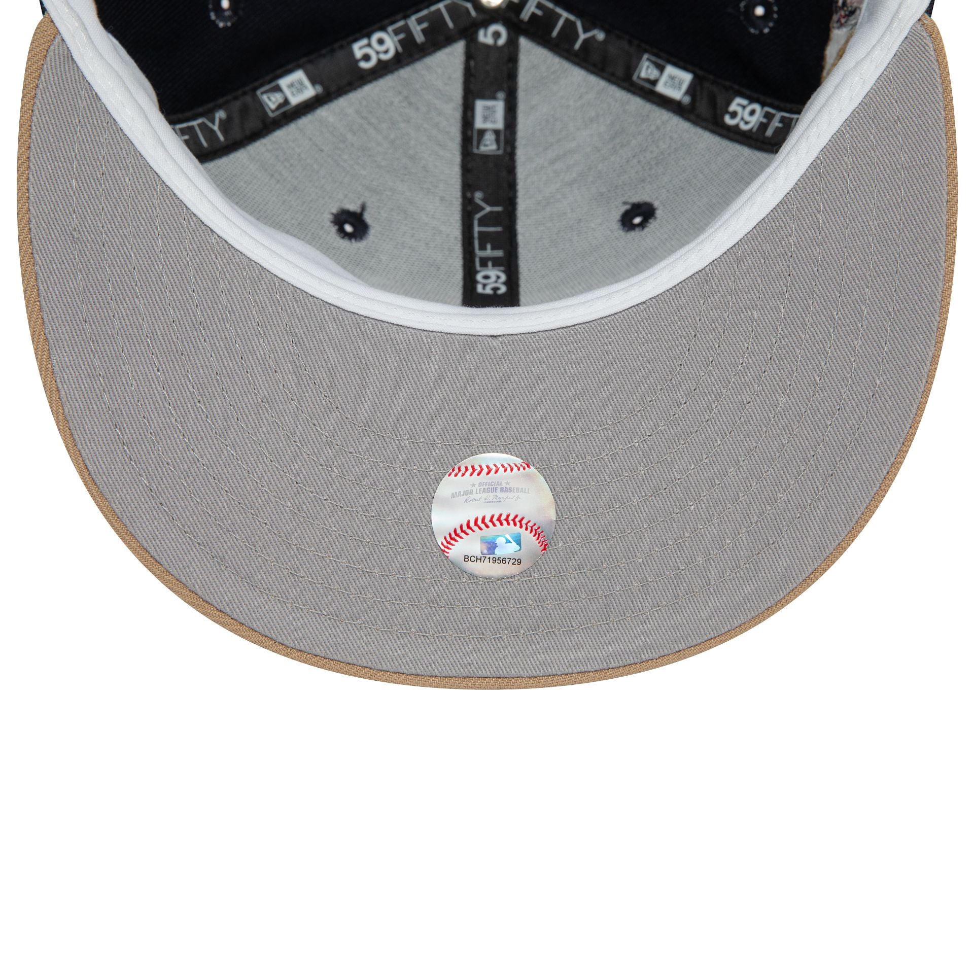 This is a Minnesota Twins Varsity Pin Navy 59FIFTY Fitted Cap 2