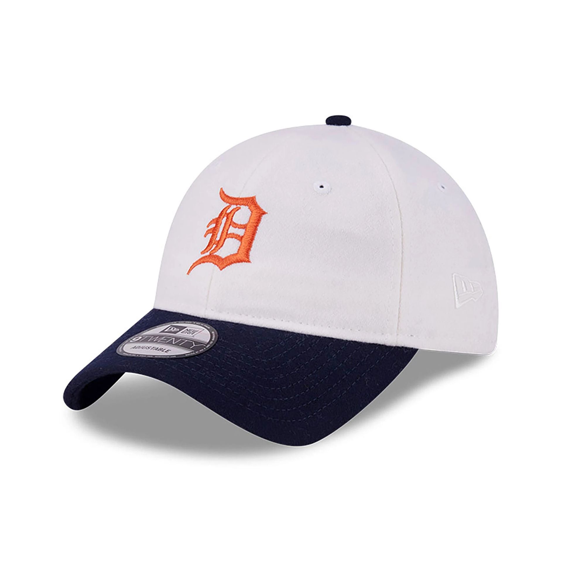 This is a Detroit Tigers Leather Strap Chrome White 9TWENTY Adjustable Cap 1