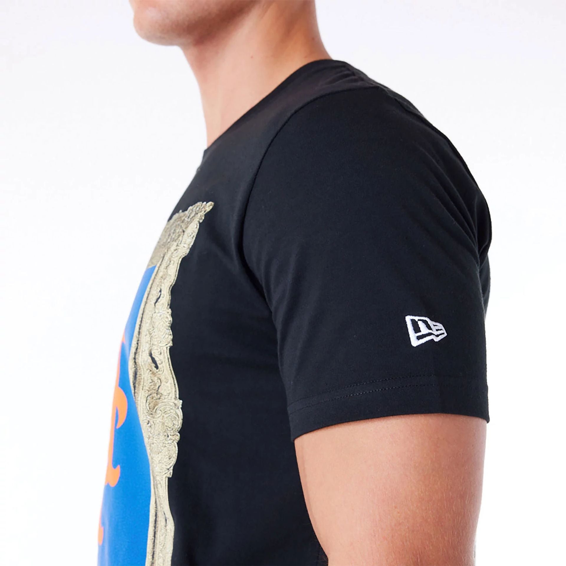 The Male model is wearing New York Mets Curated Customs Black T-Shirt 2