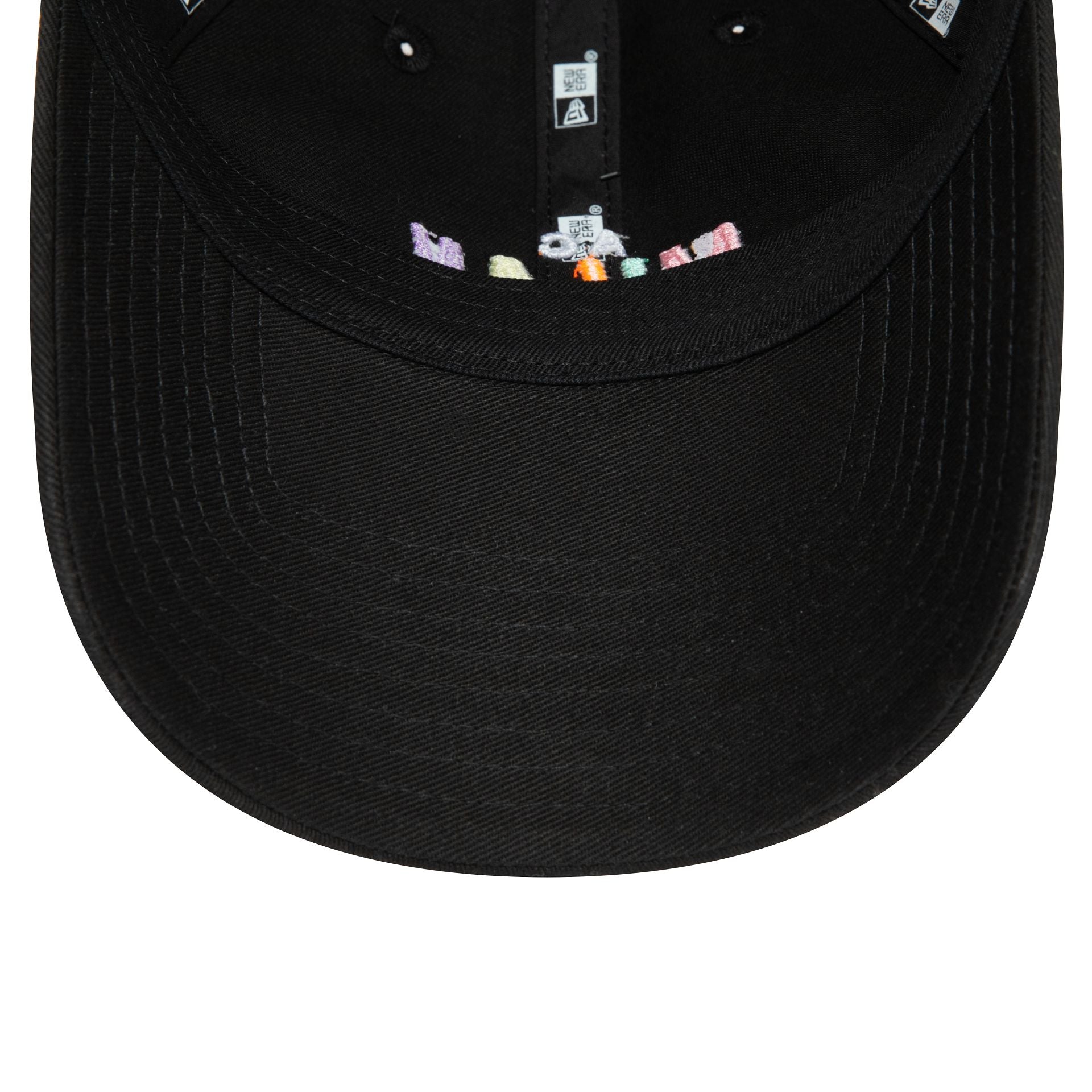 This is a AC Milan Wordmark Black 9TWENTY Adjustable Cap 2