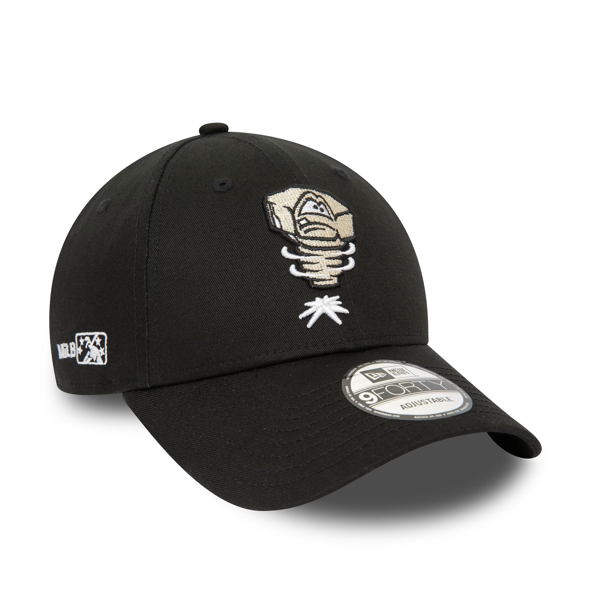 This is a Lansing Lugnuts Minor League Black 9FORTY Adjustable Cap 1