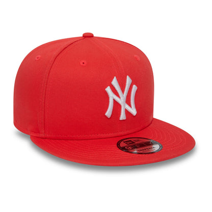 This is a New York Yankees League Essential Red 9FIFTY Adjustable Cap 3