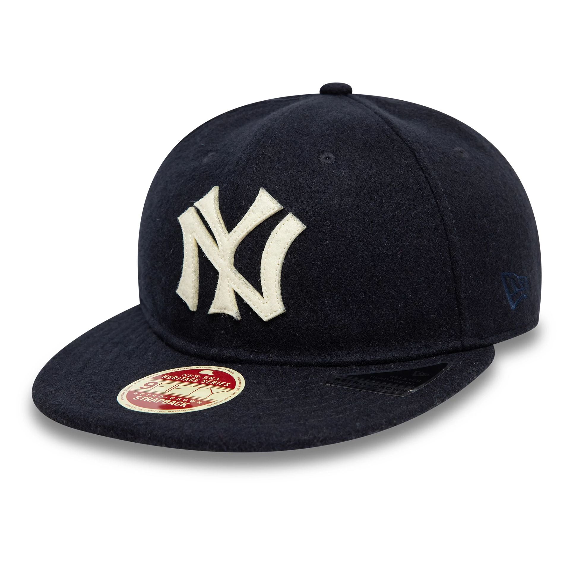 This is a New York Yankees Heritage Series Navy Retro Crown 9FIFTY Strapback Cap 1