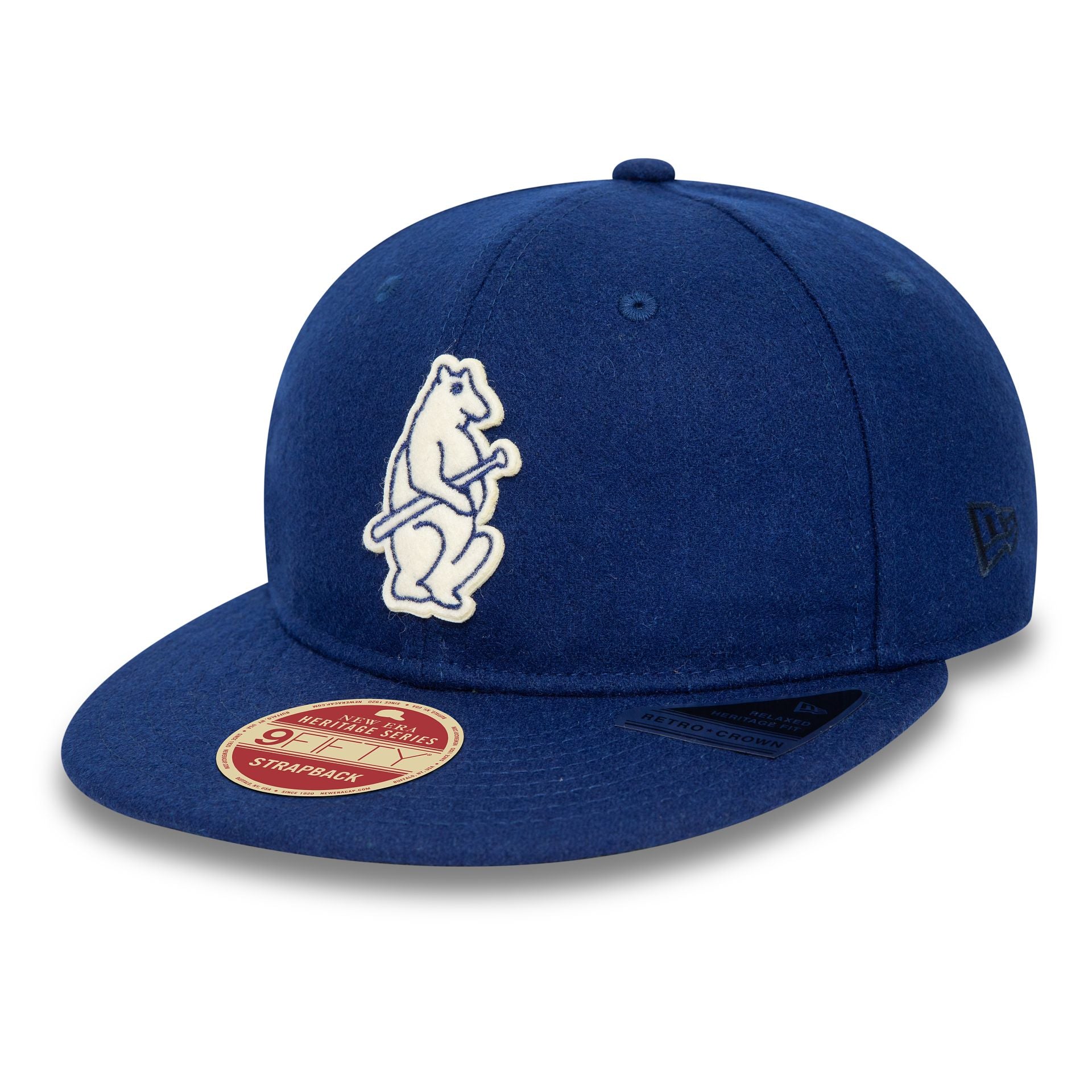 This is a Chicago Cubs Heritage Series Dark Blue Retro Crown 9FIFTY Strapback Cap 1