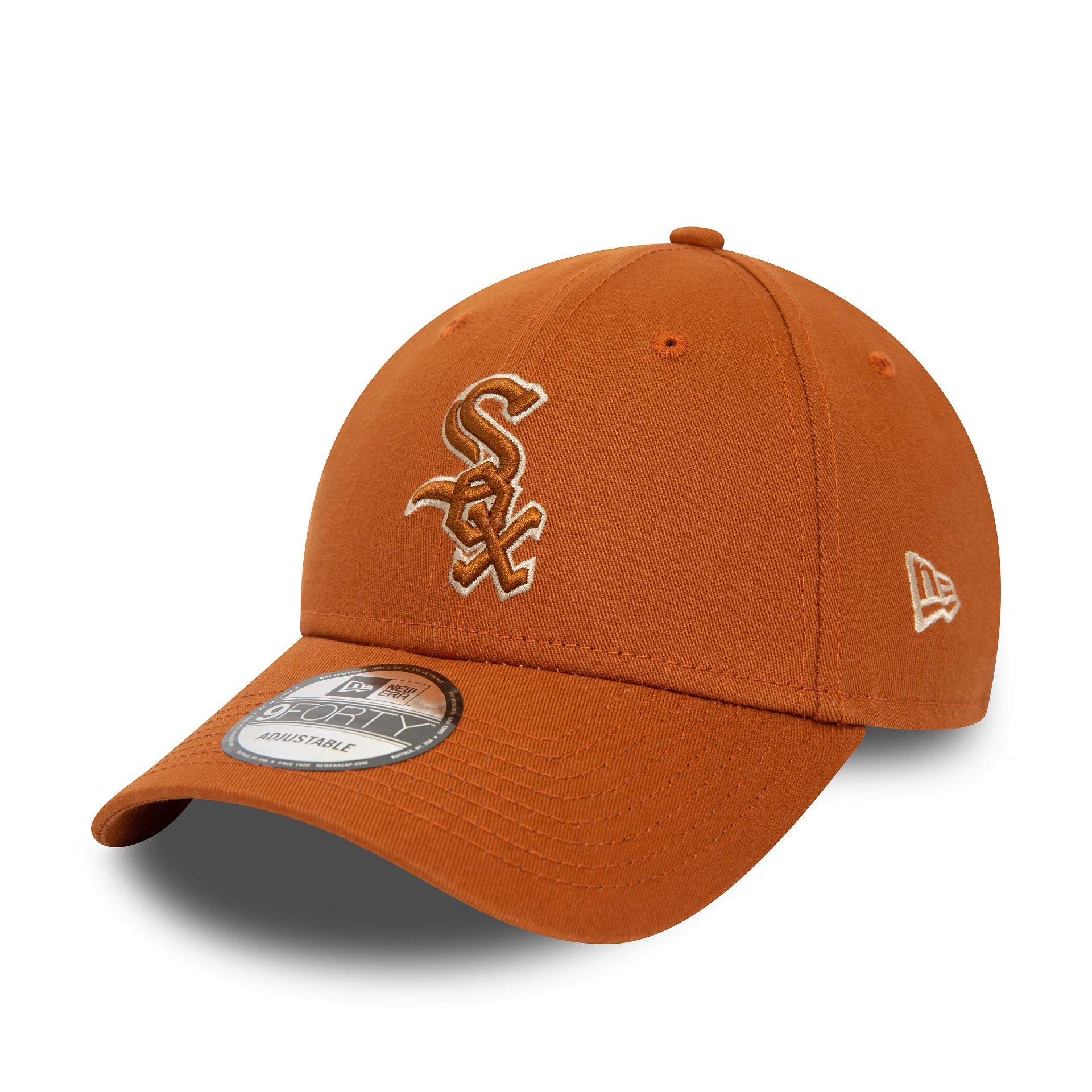 This is a Chicago White Sox MLB Team Outline Brown 9FORTY Adjustable Cap 1