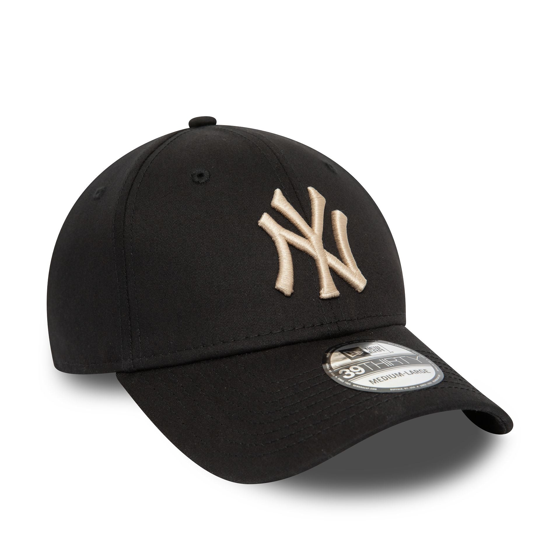 This is a New York Yankees League Essential Black 39THIRTY Stretch Fit Cap 1