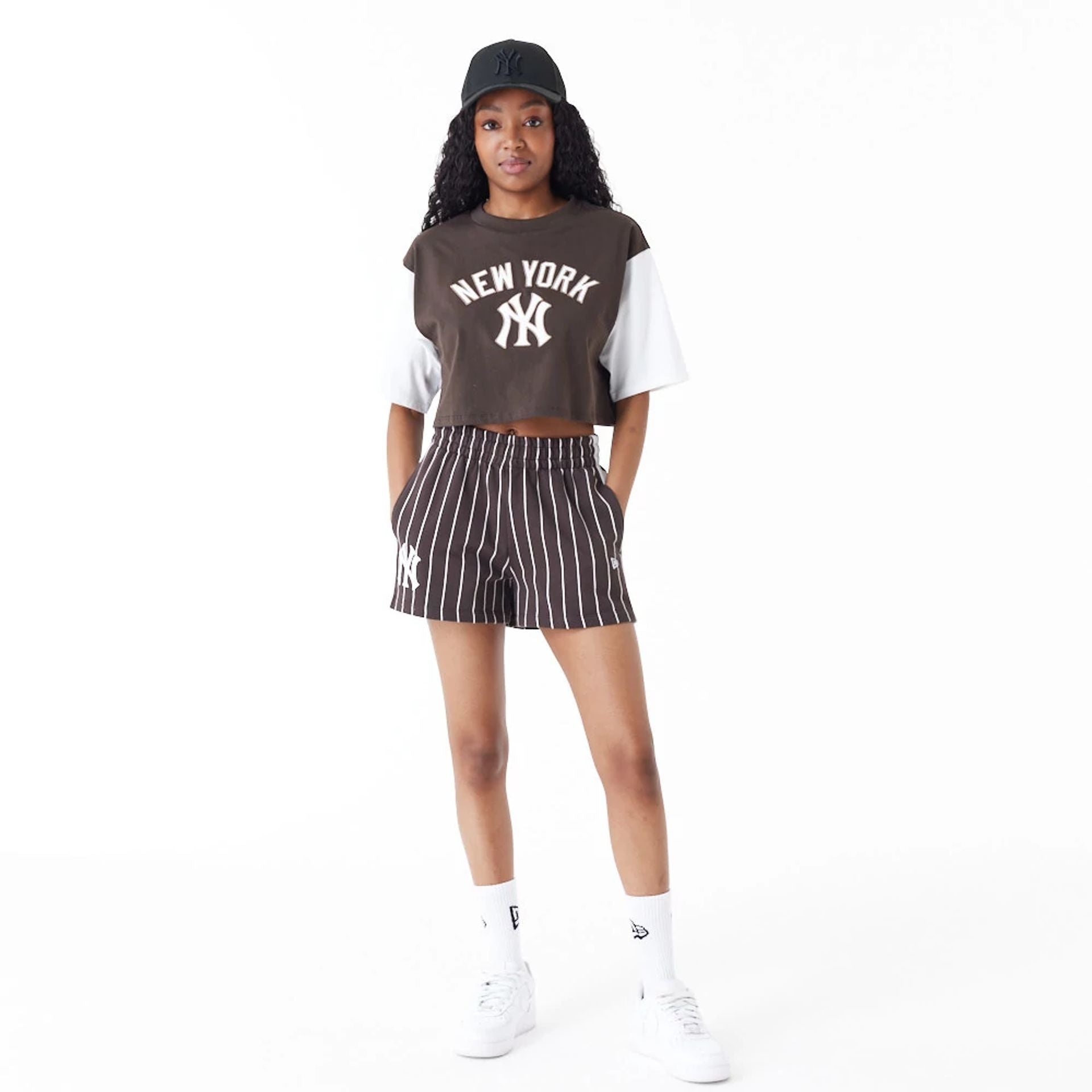 The Female model is wearing New York Yankees MLB Lifestyle Brown Womens Crop T-Shirt 2