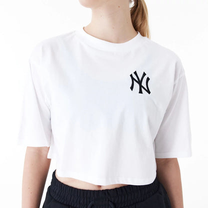 The Female model is wearing New York Yankees Womens MLB Lifestyle White Crop T-Shirt 8