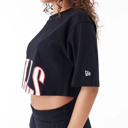 The Female model is wearing Chicago Bulls Womens NBA Team Wordmark Black Crop T-Shirt 7