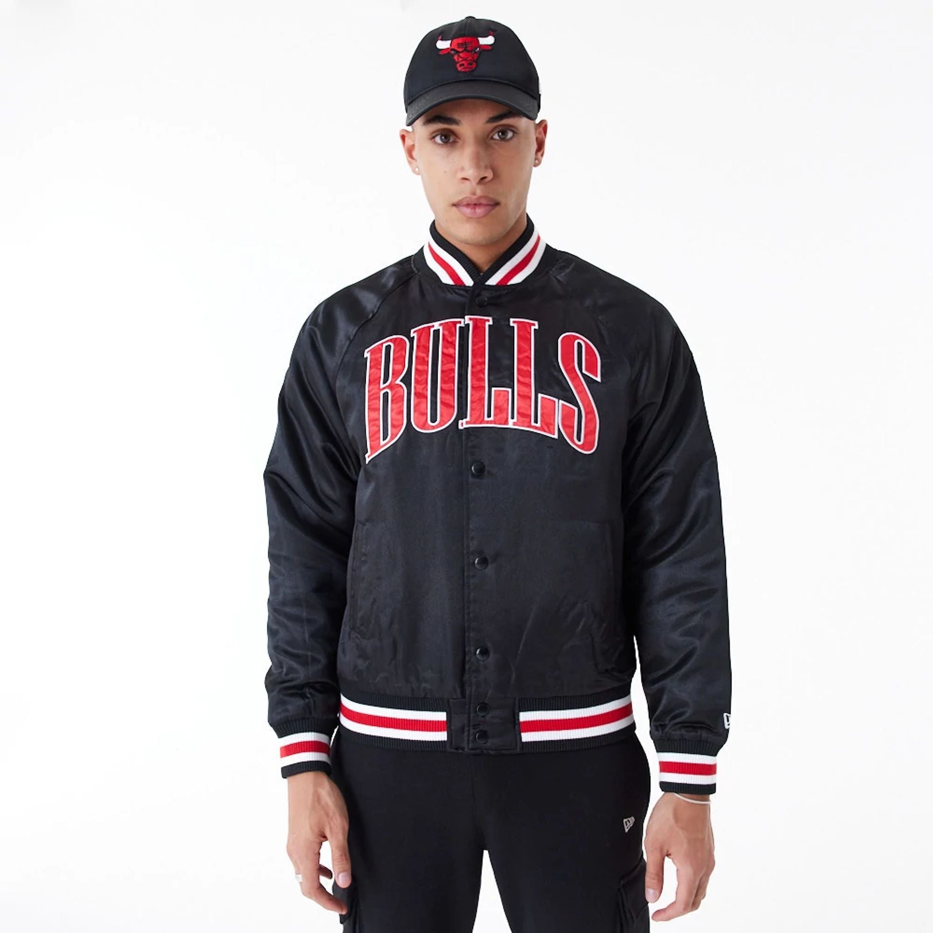 The Male model is wearing Chicago Bulls NBA Applique Satin Black Bomber Jacket 1