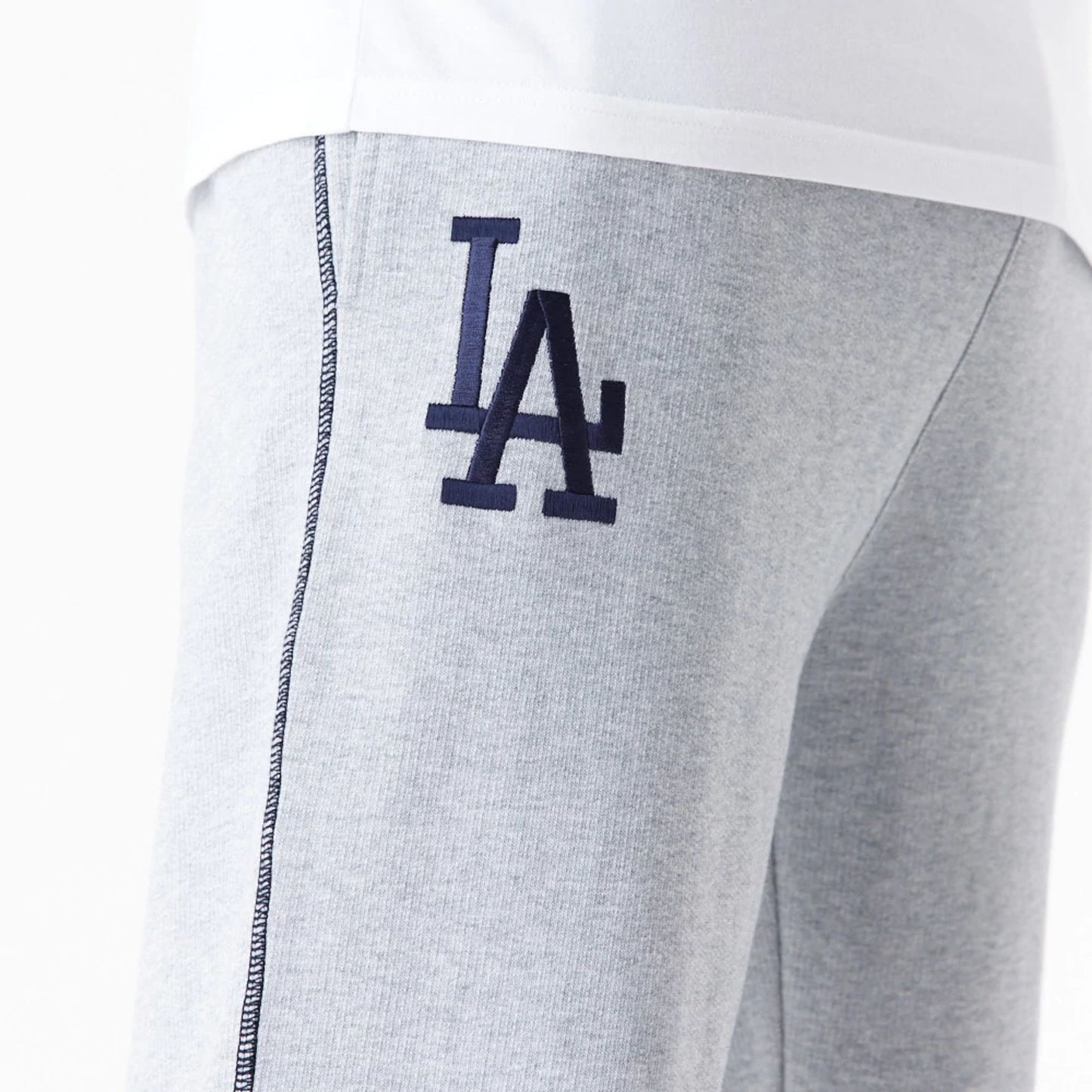 The Male model is wearing LA Dodgers MLB Lifestyle Grey Joggers 9