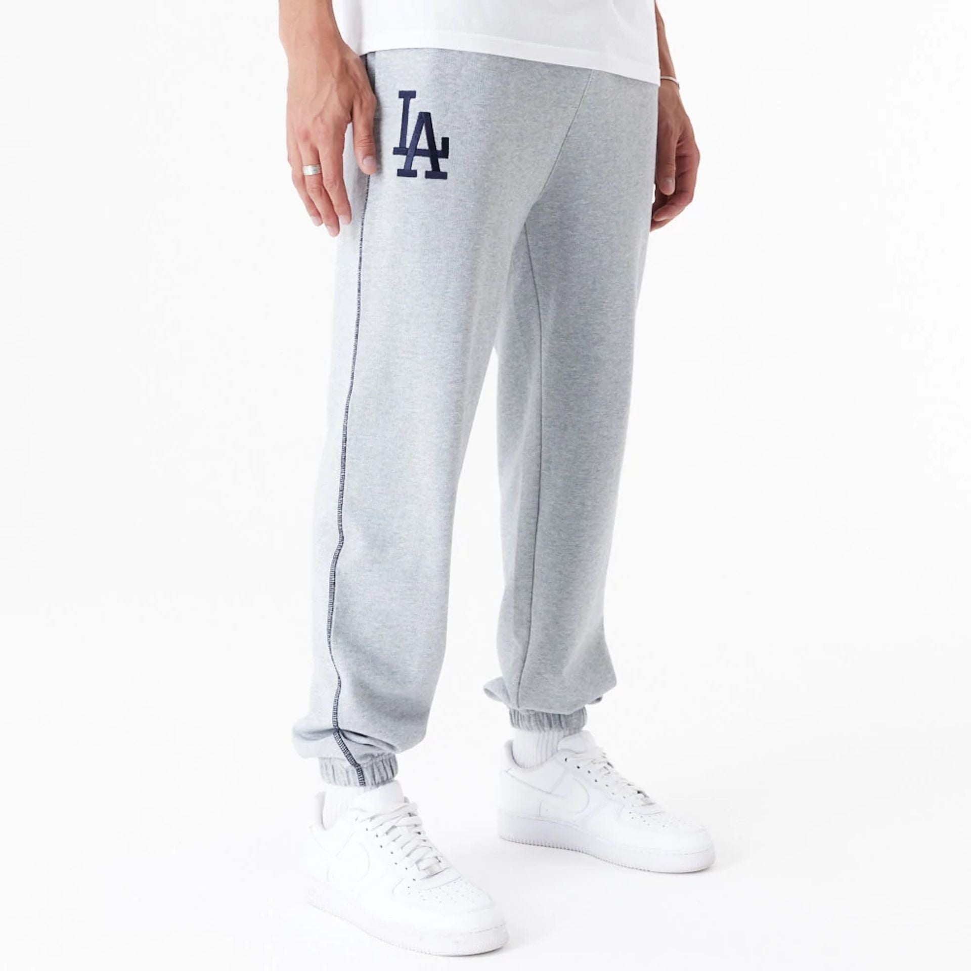 The Male model is wearing LA Dodgers MLB Lifestyle Grey Joggers 1