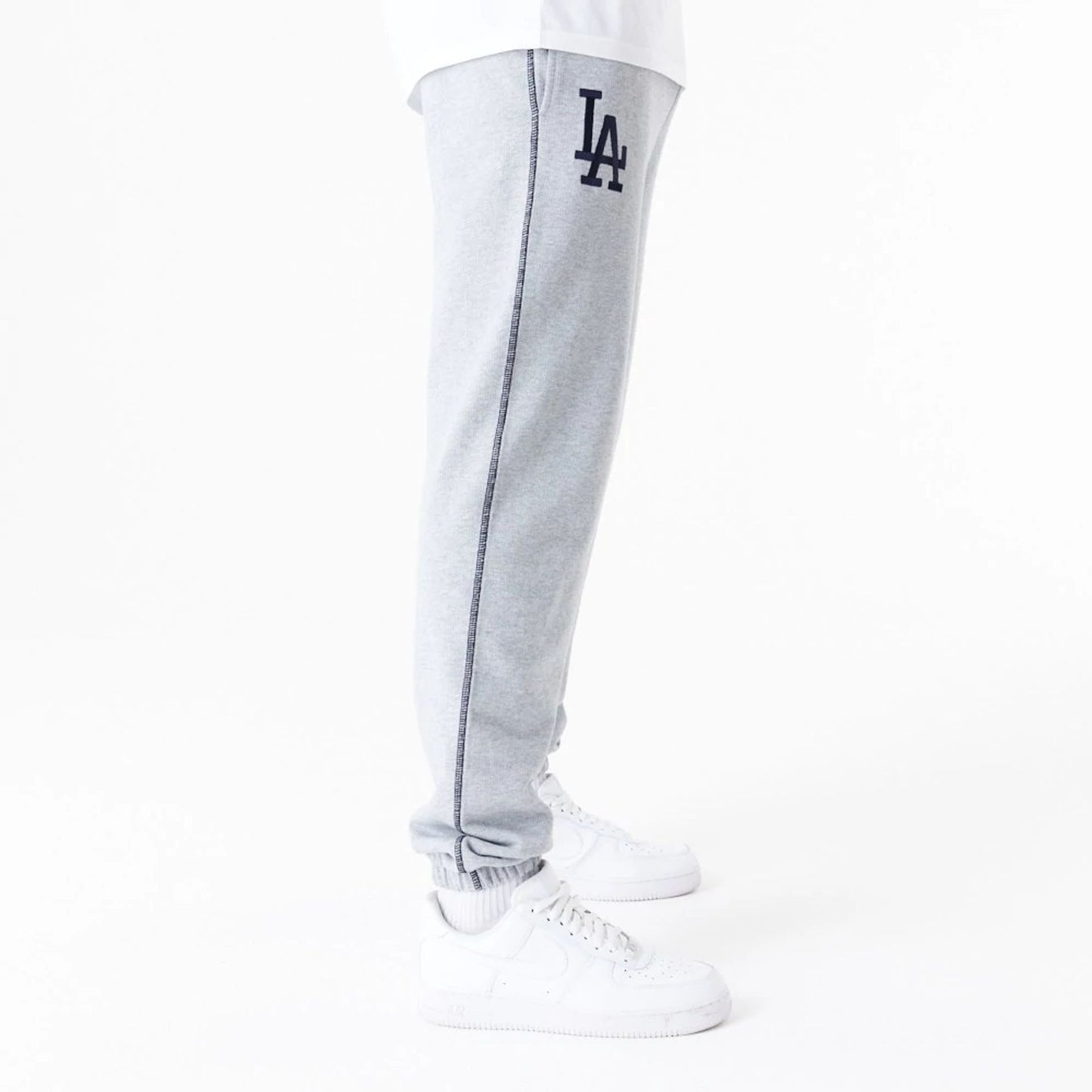 The Male model is wearing LA Dodgers MLB Lifestyle Grey Joggers 6