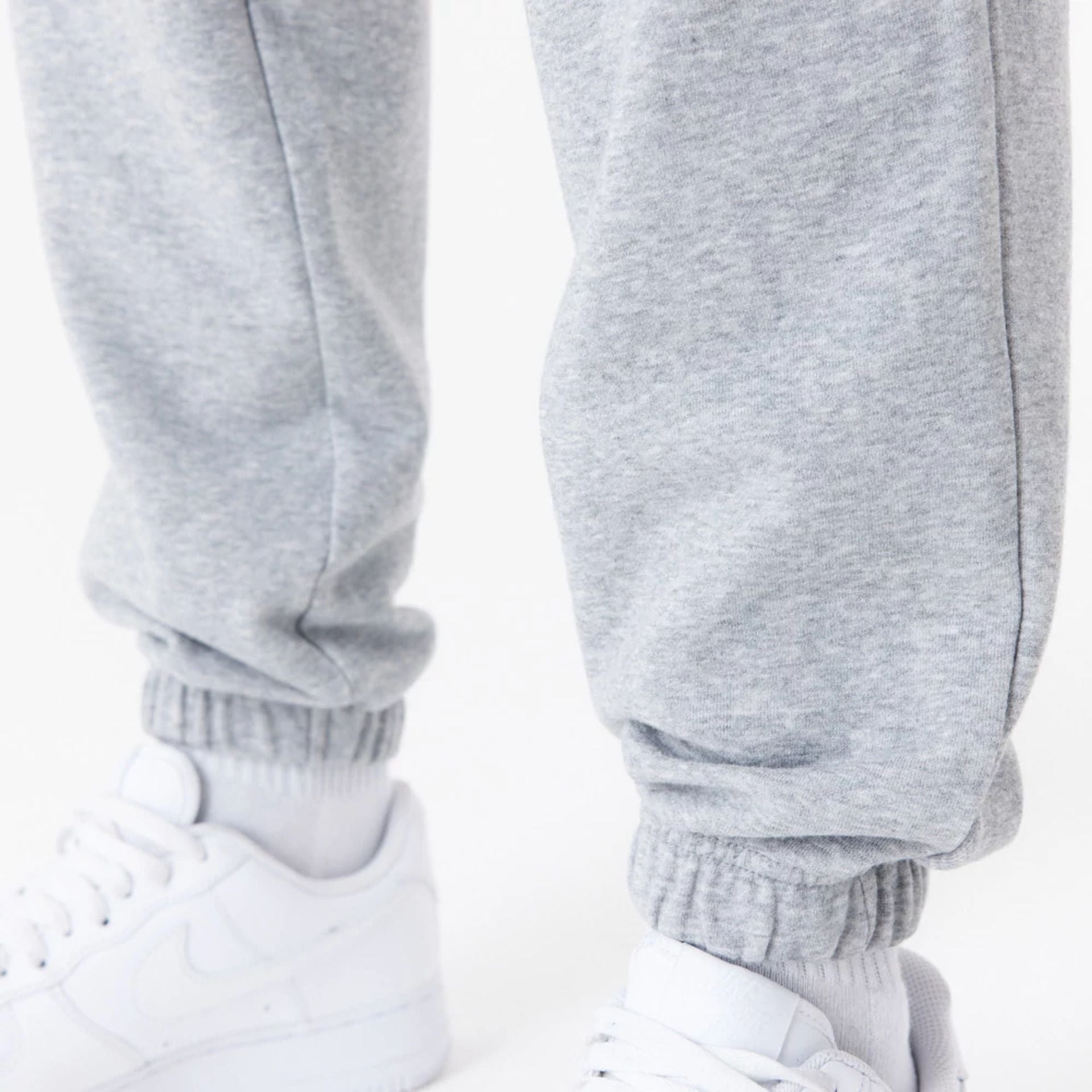 The Male model is wearing LA Lakers NBA Script Grey Relaxed Joggers 5