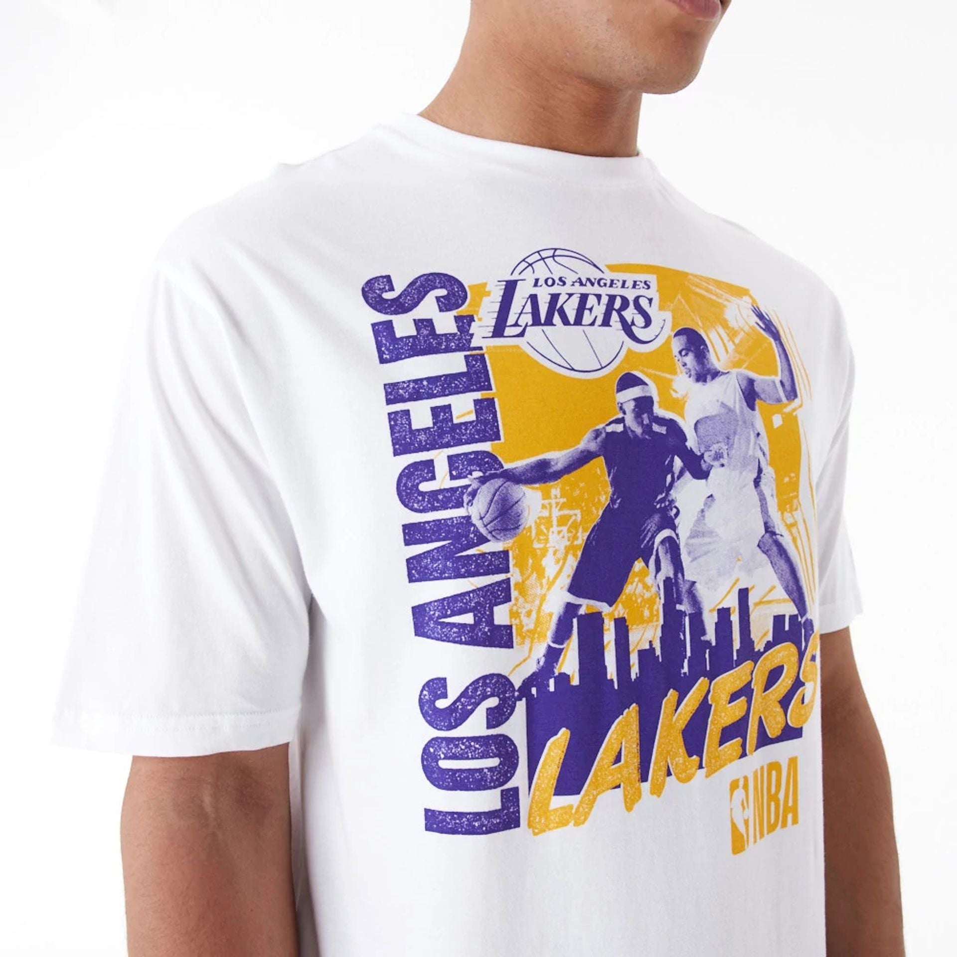 The Male model is wearing LA Lakers NBA Player Graphic White Oversized T-Shirt 5