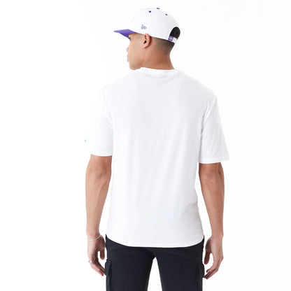 The Male model is wearing LA Lakers NBA Player Graphic White Oversized T-Shirt 7