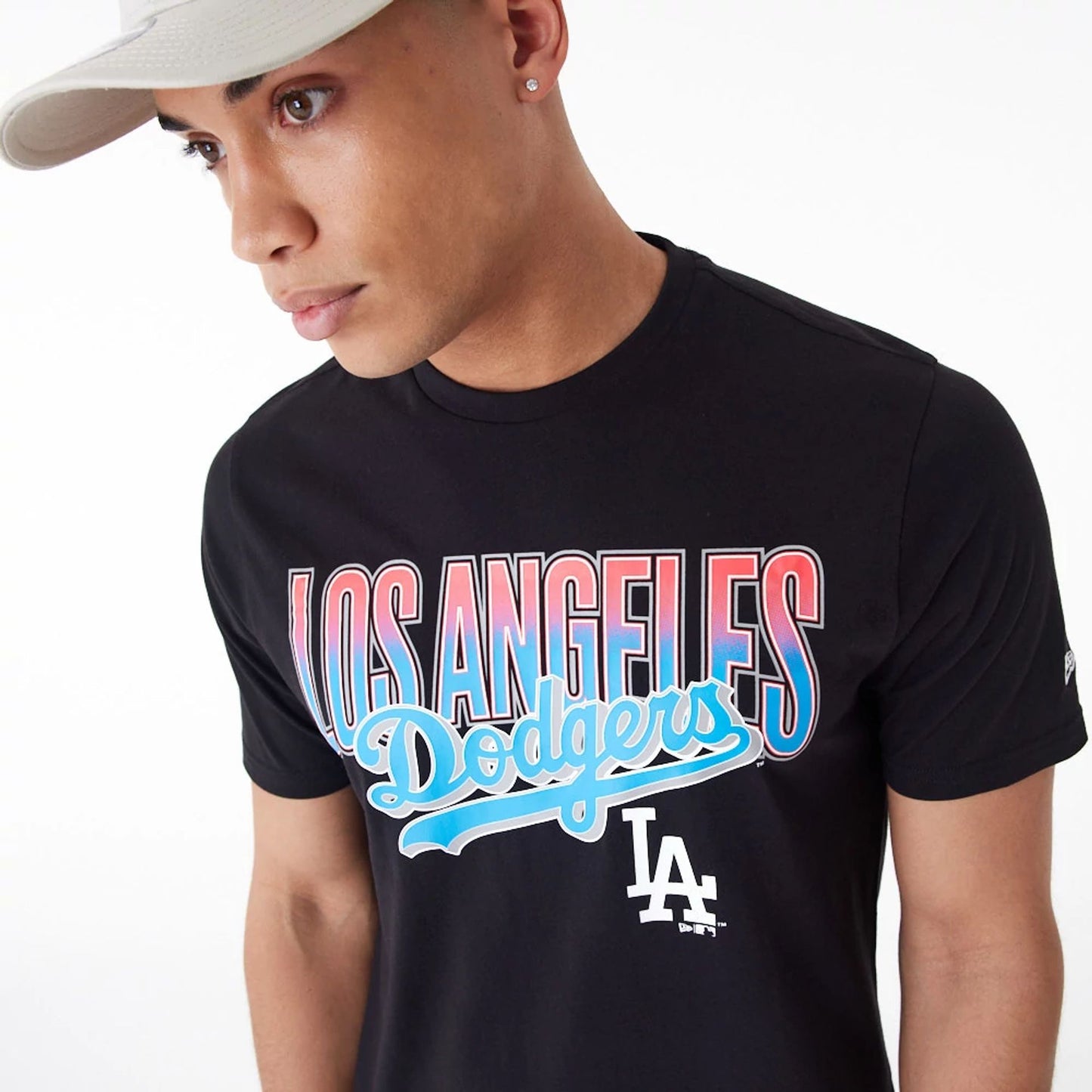 The Male model is wearing LA Dodgers MLB Gradient Graphic Black T-Shirt 4