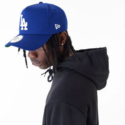 The Male model is wearing LA Dodgers MLB Gradient Graphic Black Pullover Hoodie 7