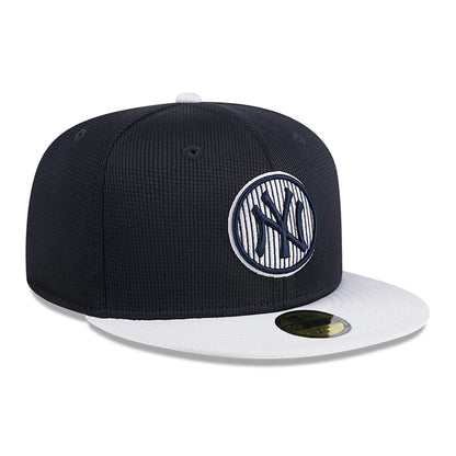 This is a New York Yankees MLB Batting Practice Navy 59FIFTY Fitted Cap 4