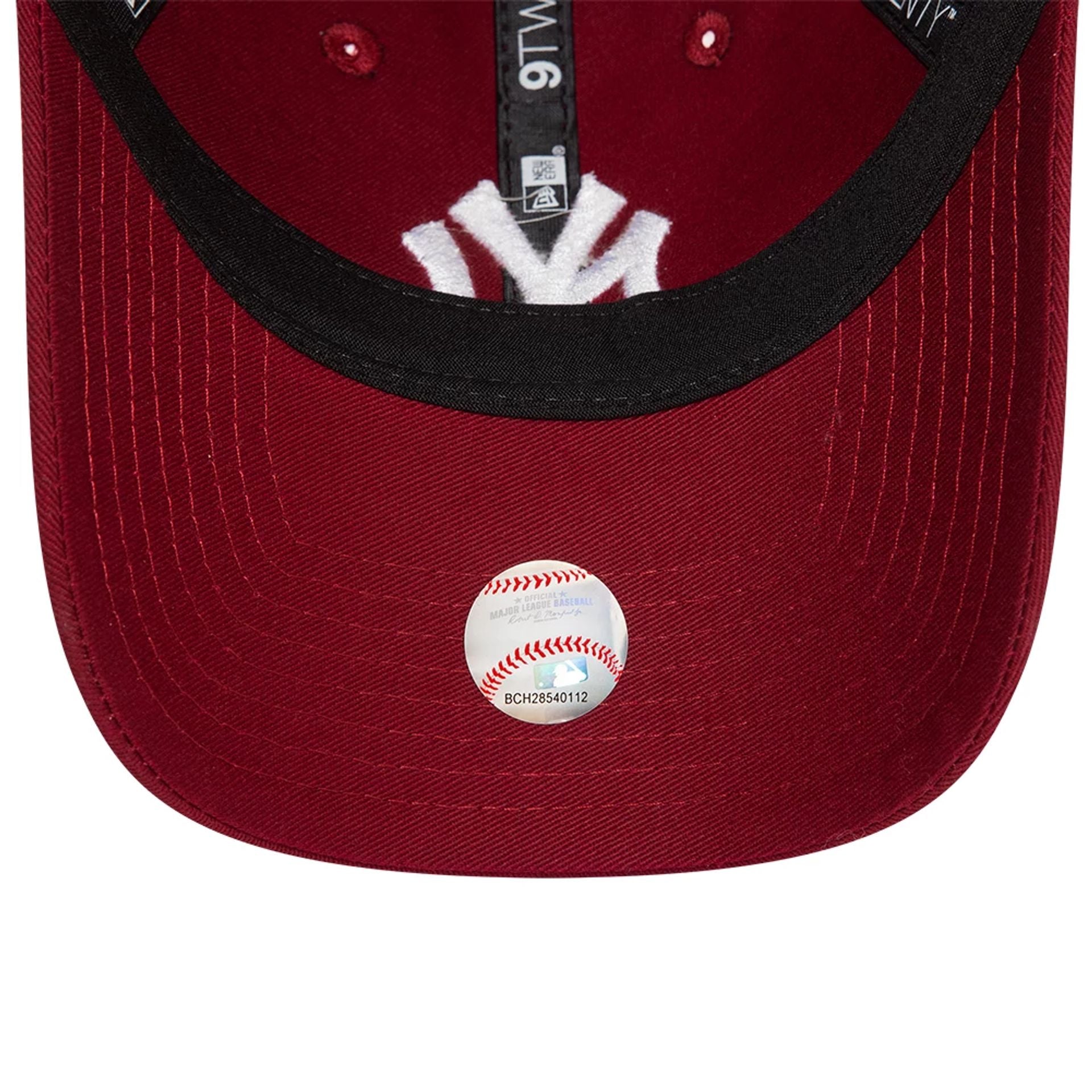 This is a New York Yankees League Essential Dark Red 9TWENTY Adjustable Cap 2