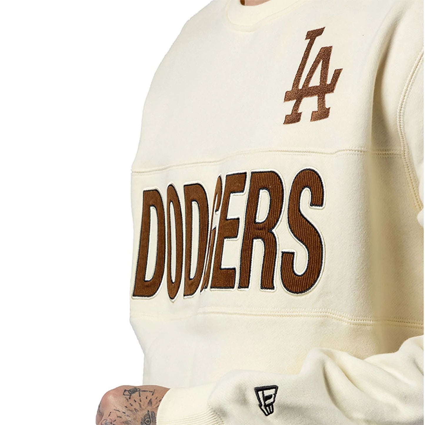 The Male model is wearing LA Dodgers MLB Cord White Crew Neck Sweatshirt 3