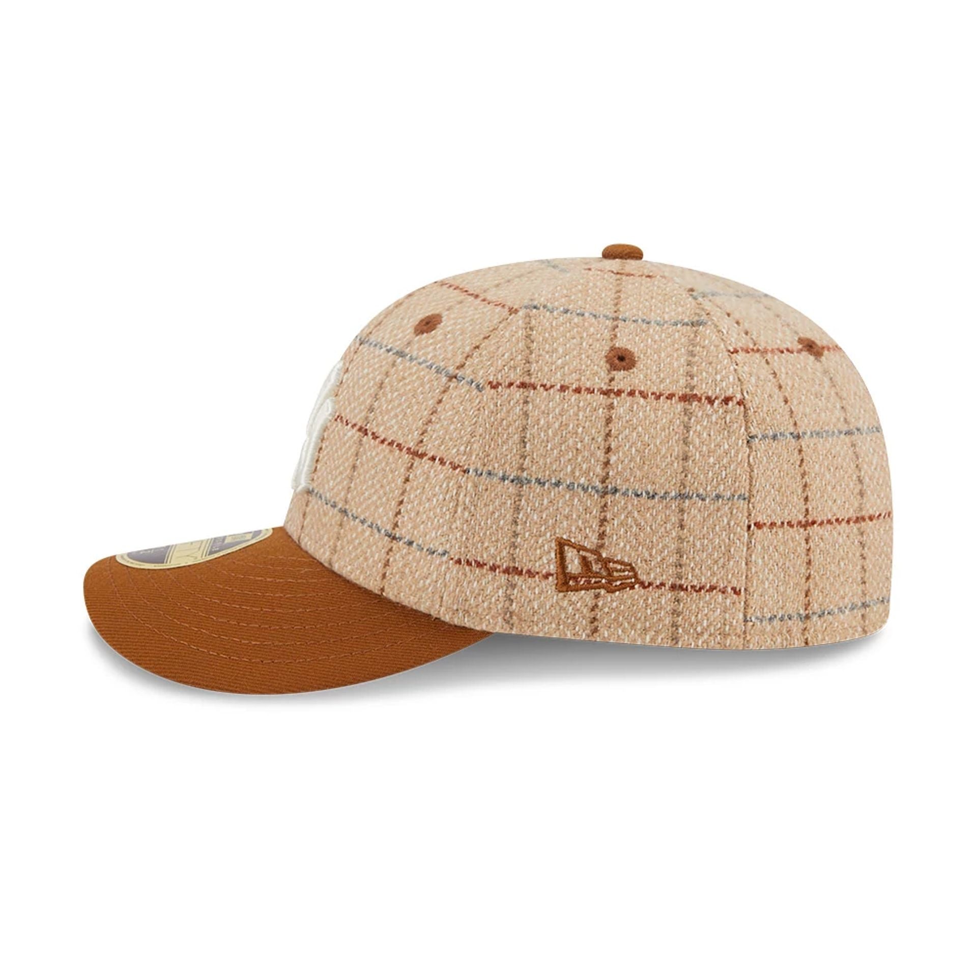 This is a New York Yankees MLB Herringbone Check Beige Low Profile 59FIFTY Fitted Cap 2