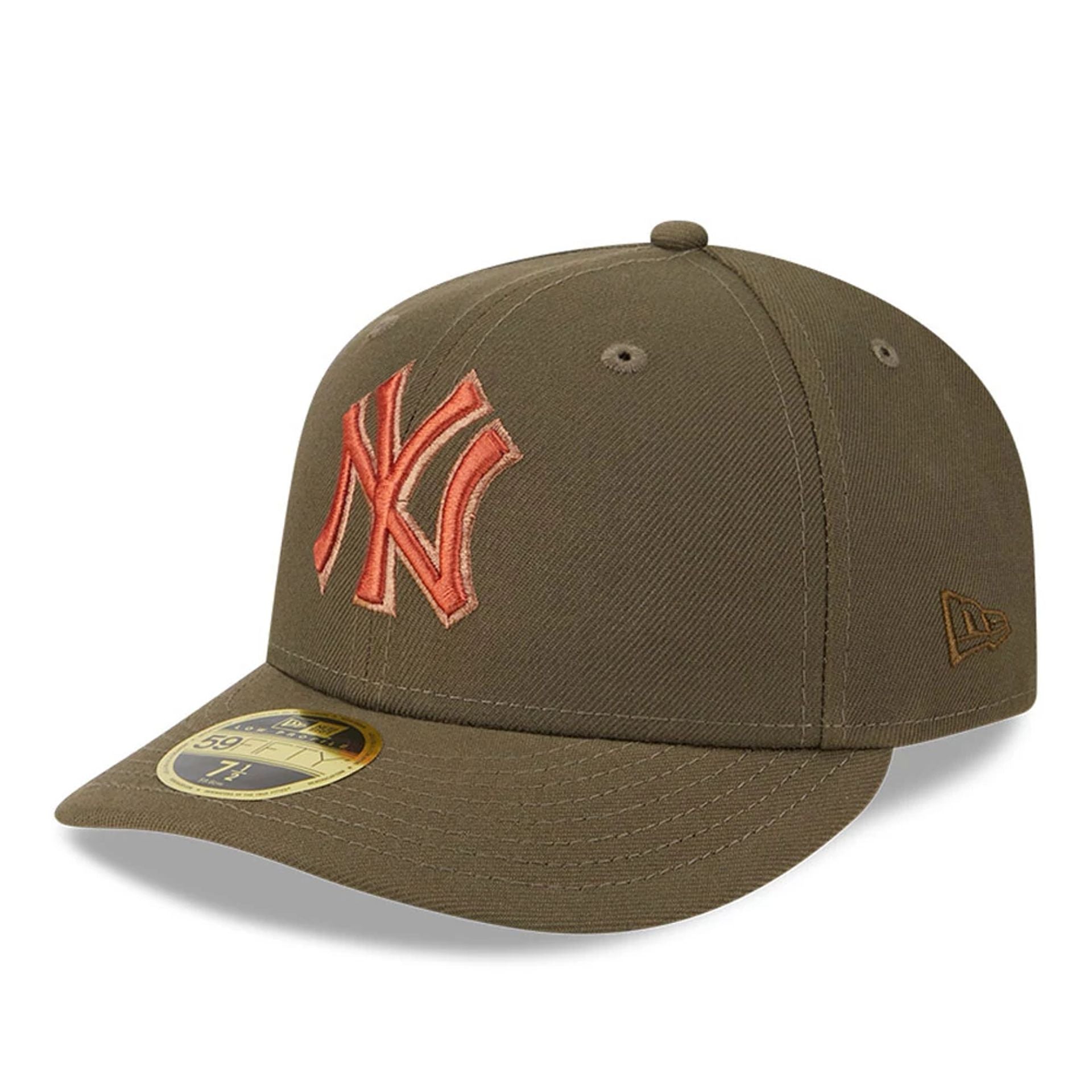 This is a New York Yankees Rustic Fall Brown Low Profile 59FIFTY Fitted Cap 1