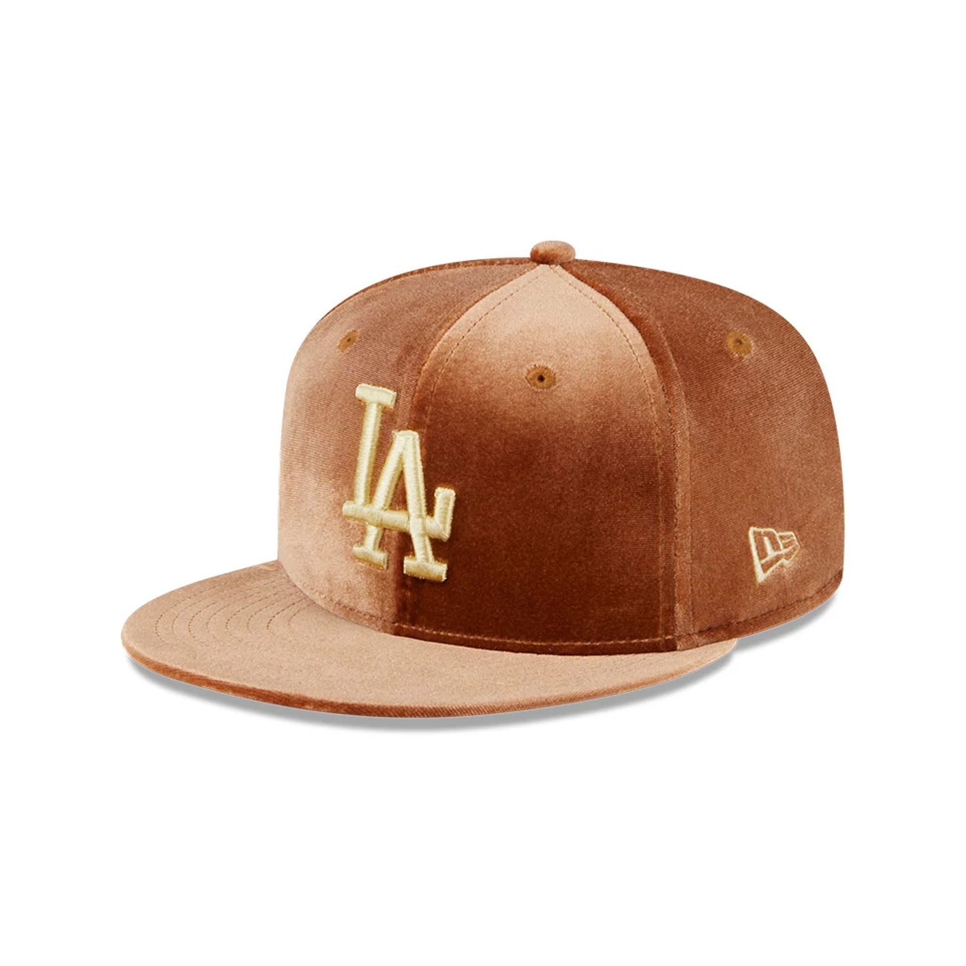 This is a LA Dodgers Vintage Velvet Brown 59FIFTY Fitted Cap 1