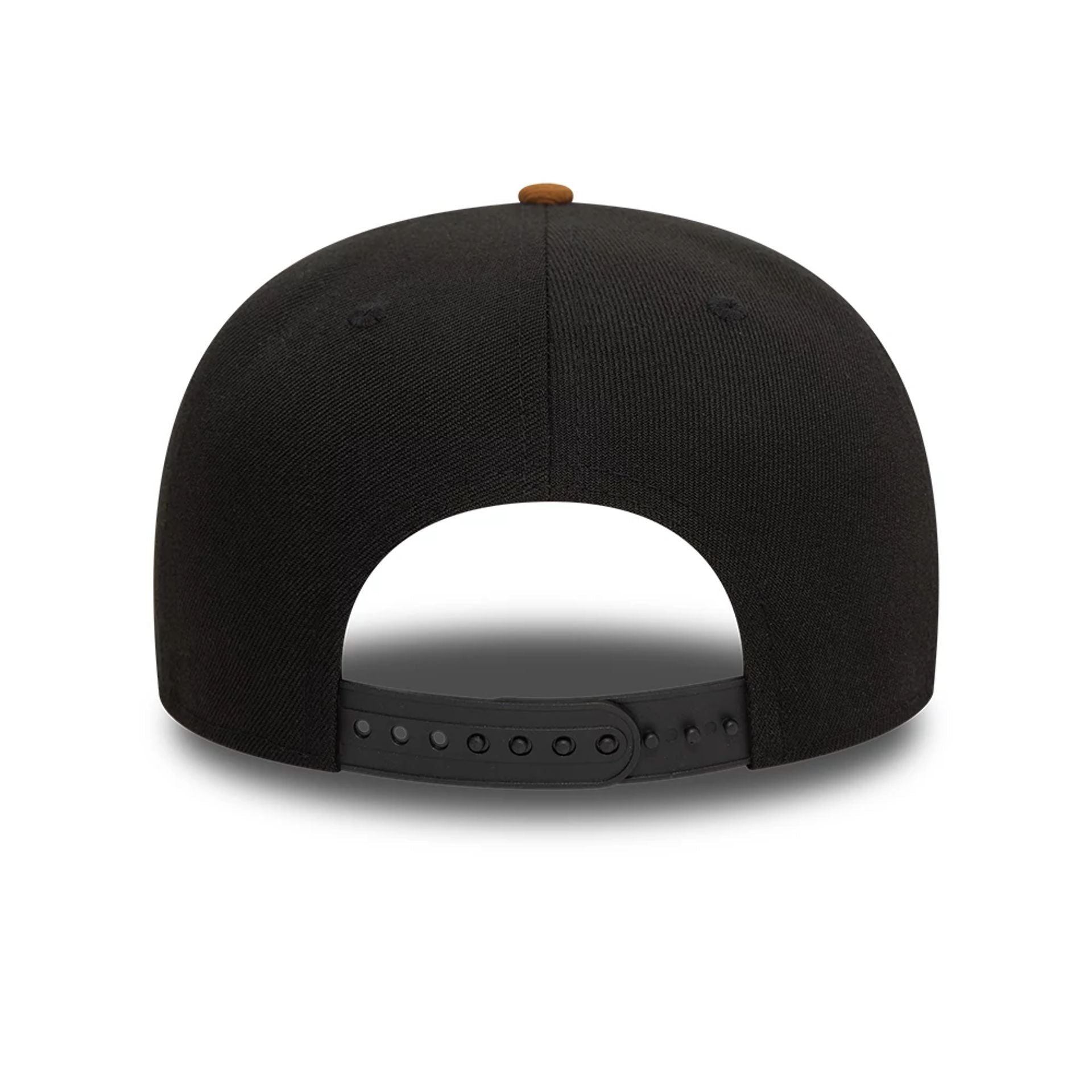 This is a New Era Oval Patch Black 9FIFTY Snapback Cap 2