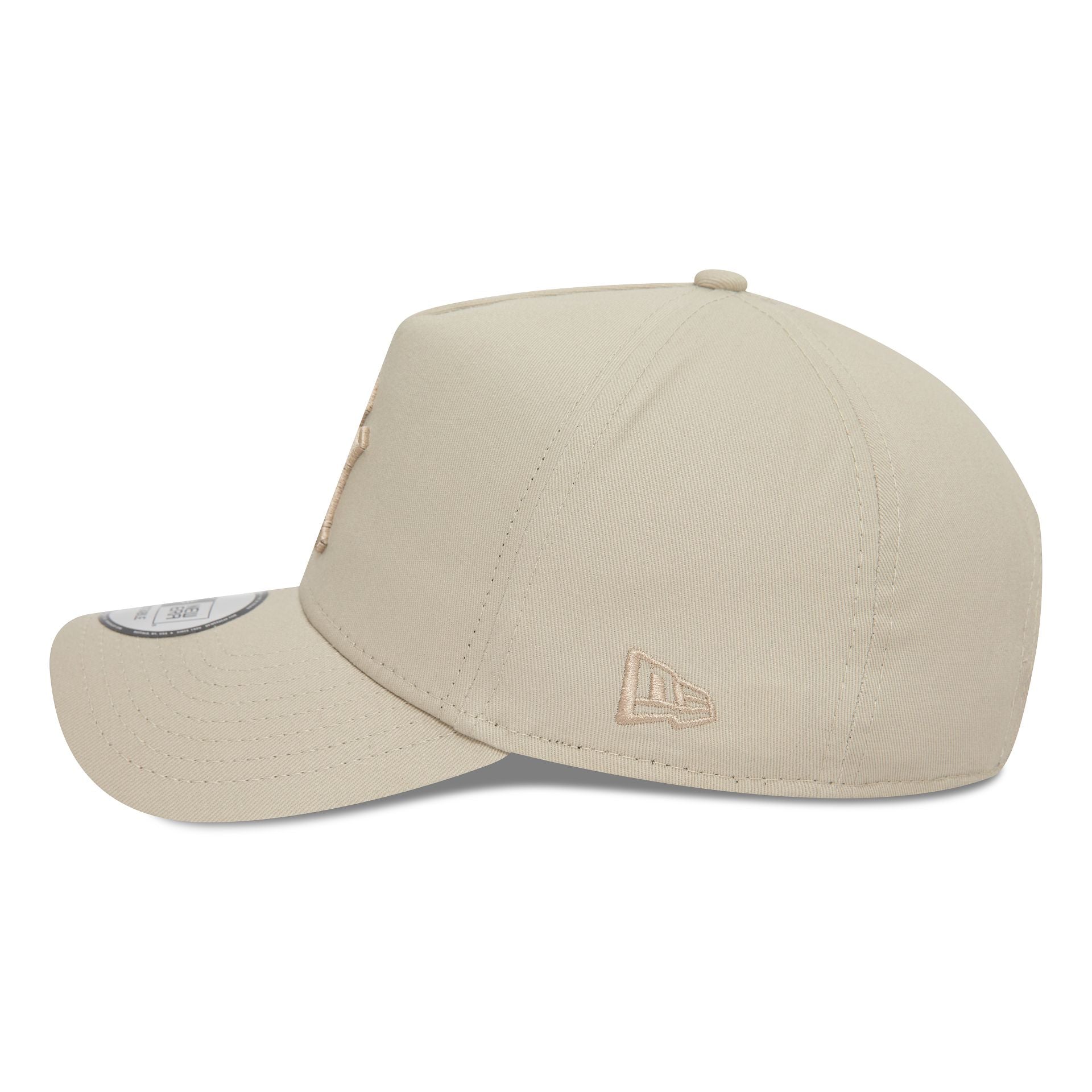 This is a New York Yankees Neutral Light Beige 9FORTY E-Frame Adjustable Cap 6