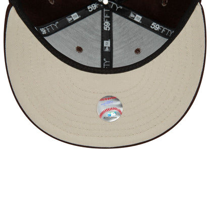 This is a Chicago White Sox Team Piping Wool Dark Brown 59FIFTY Fitted Cap 2