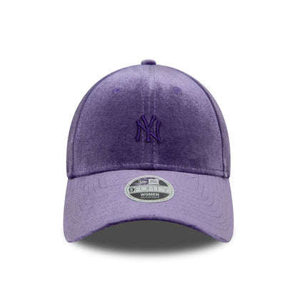 This is a New York Yankees Womens Shimmer Purple 9FORTY Adjustable Cap 2