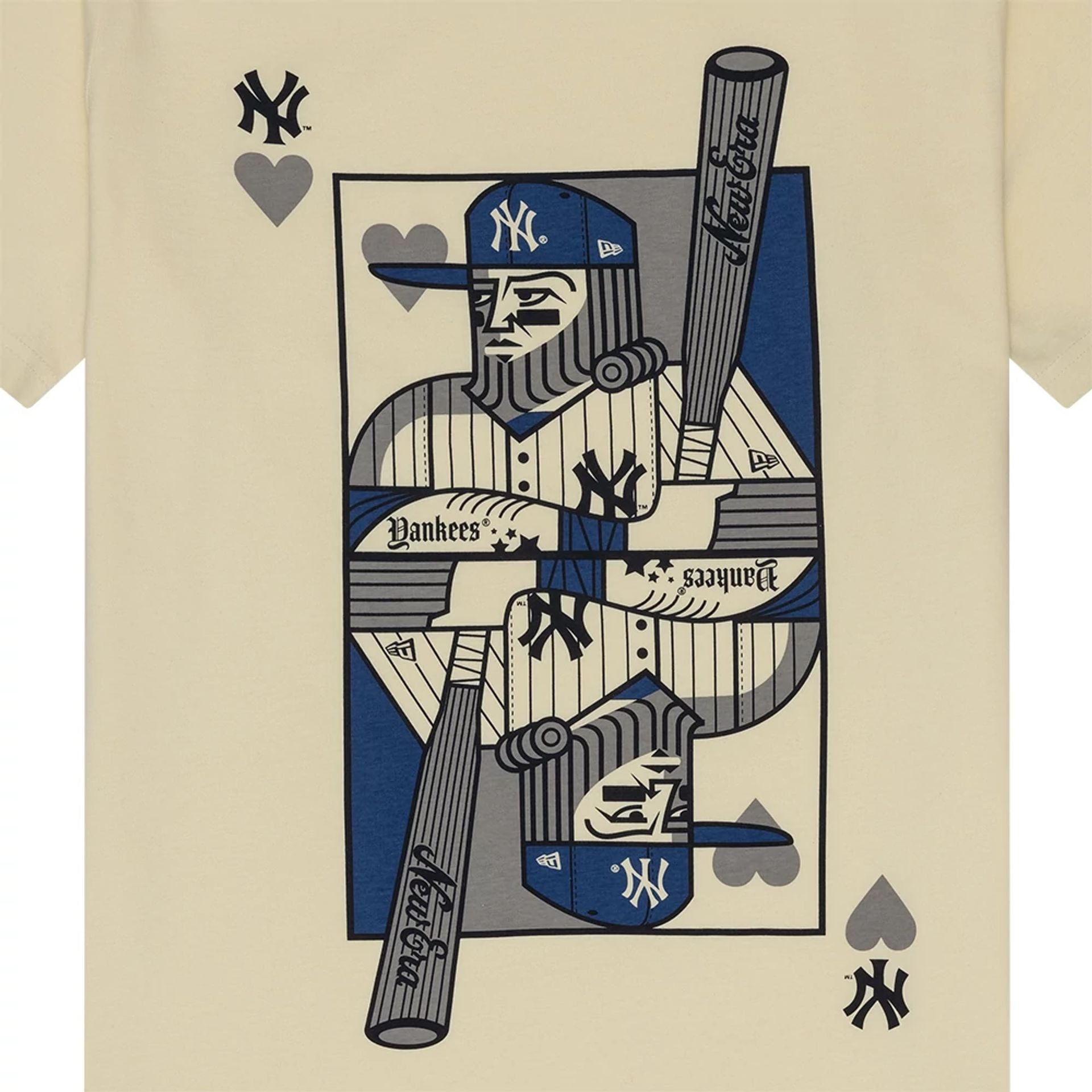 The Male model is wearing New York Yankees Gamenight Chrome White T-Shirt 2