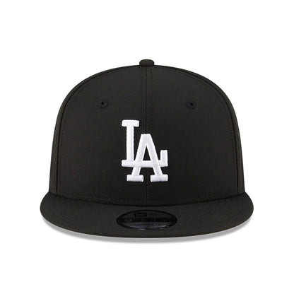 This is a LA Dodgers Chain Stitch Black 9FIFTY Snapback Cap 4