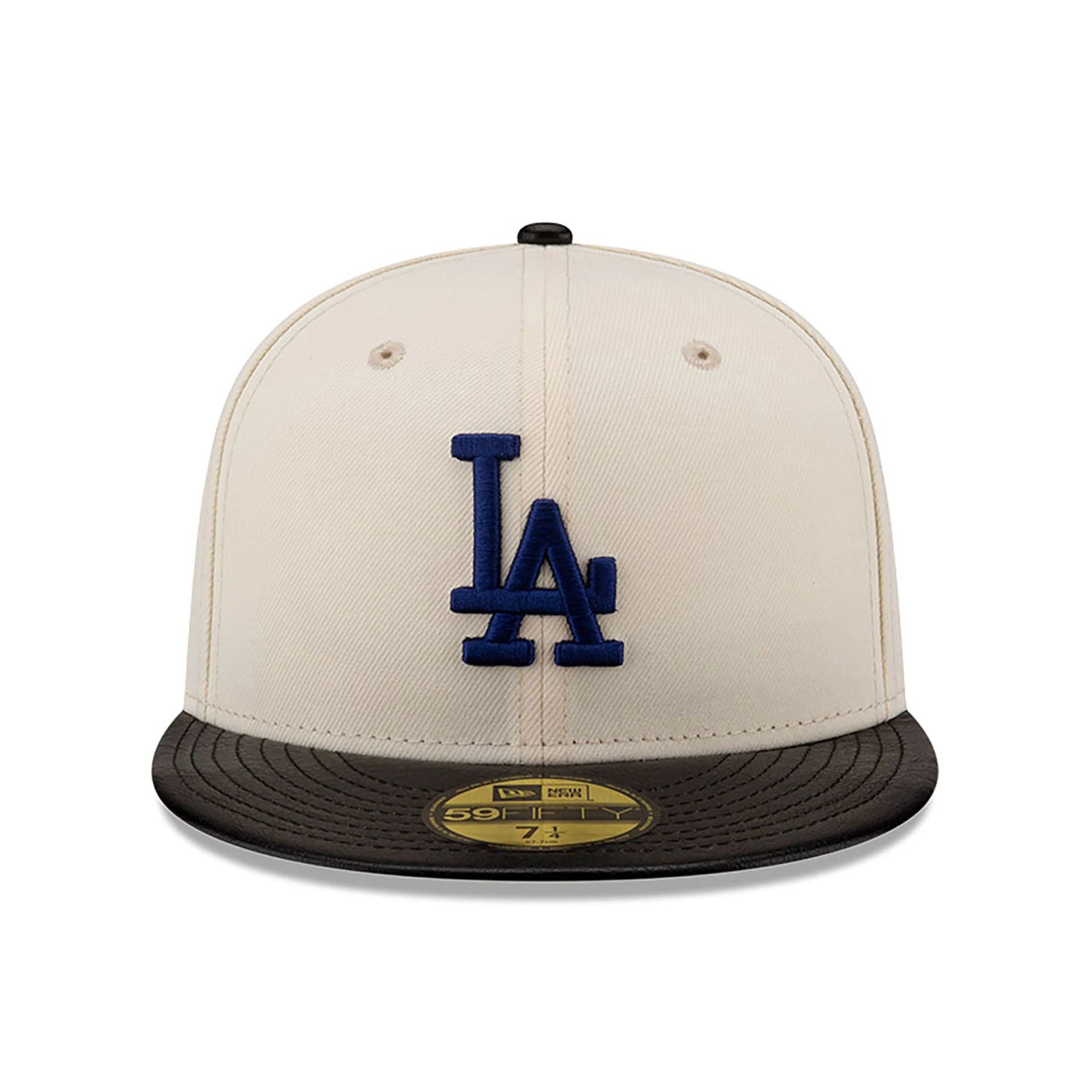 This is a LA Dodgers Leather Visor Chrome White 59FIFTY Fitted Cap 4