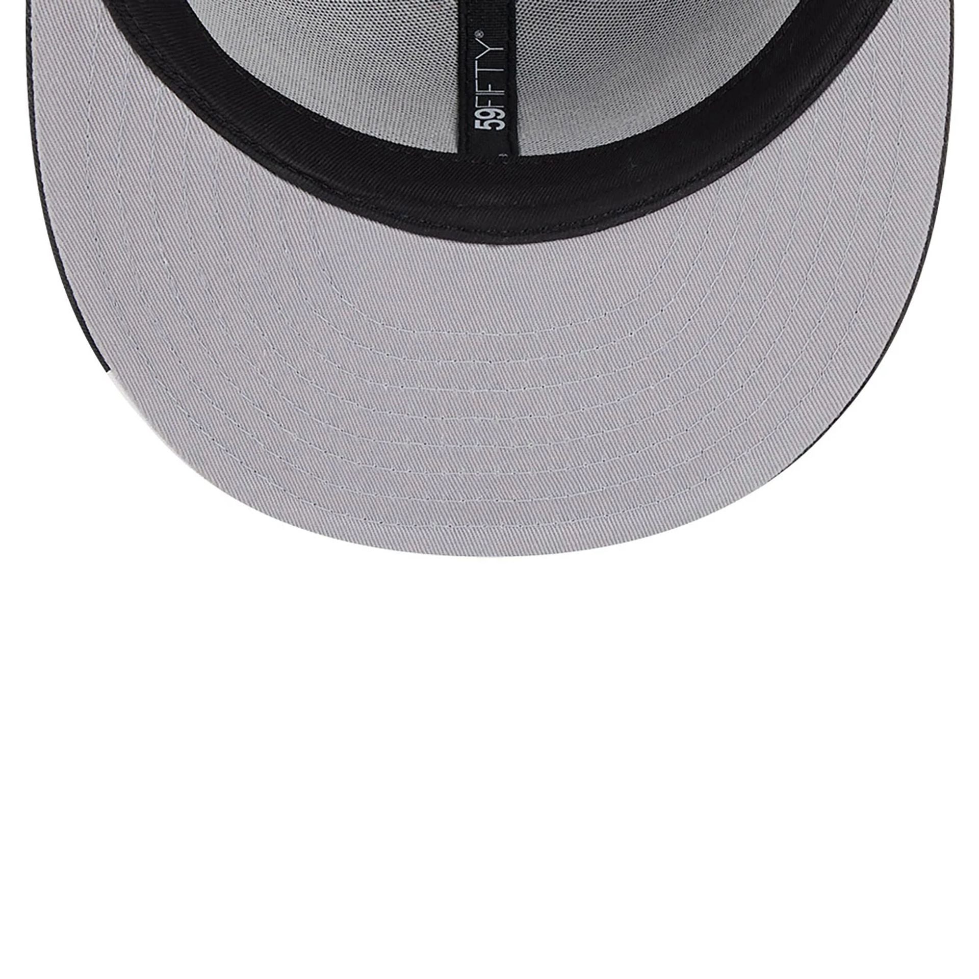 This is a Chicago White Sox Metallic Camo Black 59FIFTY Fitted Cap 2