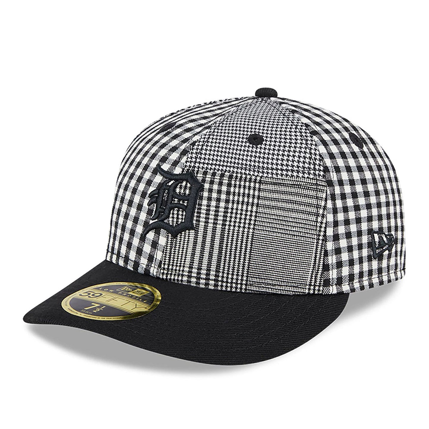 This is a Detroit Tigers Patch Plaid Black Low Profile 59FIFTY Fitted Cap 1